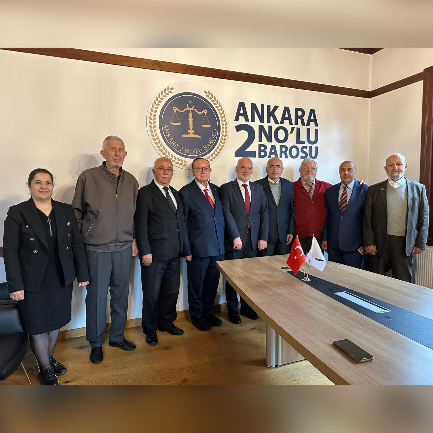 Ankara'da Avukatlar Meslekte 40. Yıl Plaket Töreniyle Onurlandırıldı