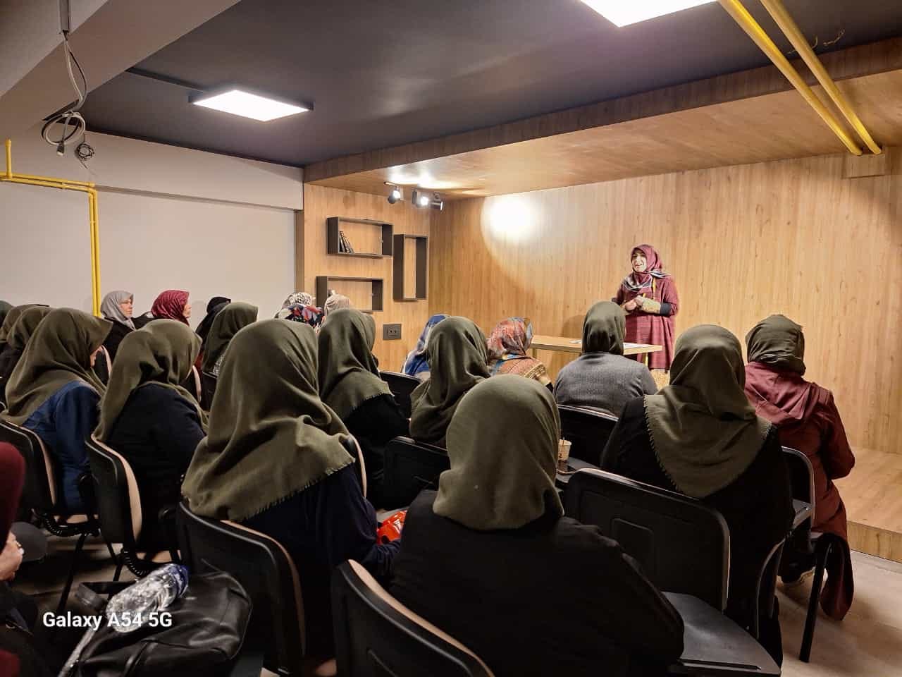 Afyonkarahisar'da Aile Okulu Seminerleri Başladı