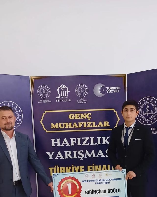 Genç Muhafızlar Hafızlık Yarışması Finalinde Birincilik