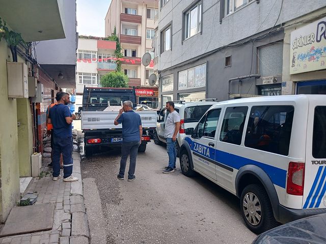 Gemlik Belediyesi Zabıta Müdürlüğü Görüntü ve Çevre Kirliliğiyle Mücadele Ediyor