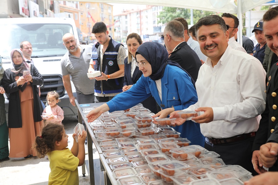 Kaymakam Mehmet TUNÇ ve İlçe Protokolünden 15 Temmuz Demokrasi ve Milli Birlik Günü Etkinliği 