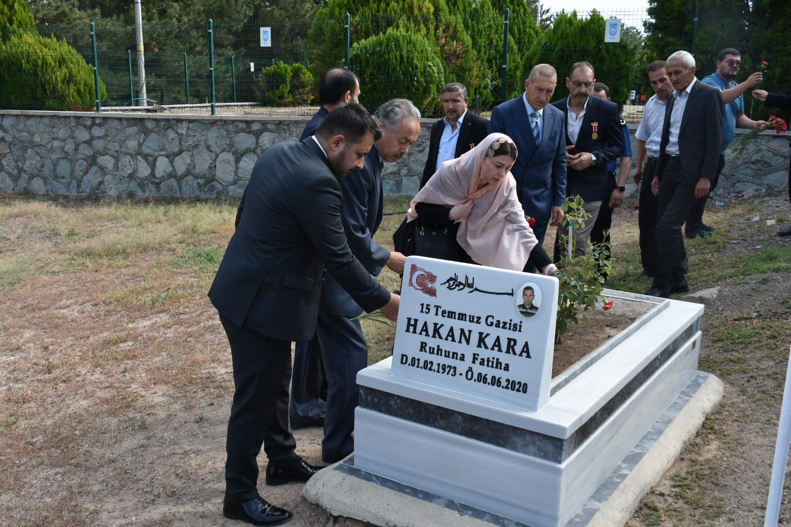 15 Temmuz Demokrasi ve Milli Birlik Günü'nde Kahramankazan Şehitliğimiz Ziyaret Edildi