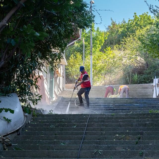 Adalar’da Temizlik ve Altyapı Çalışmaları Sürüyor