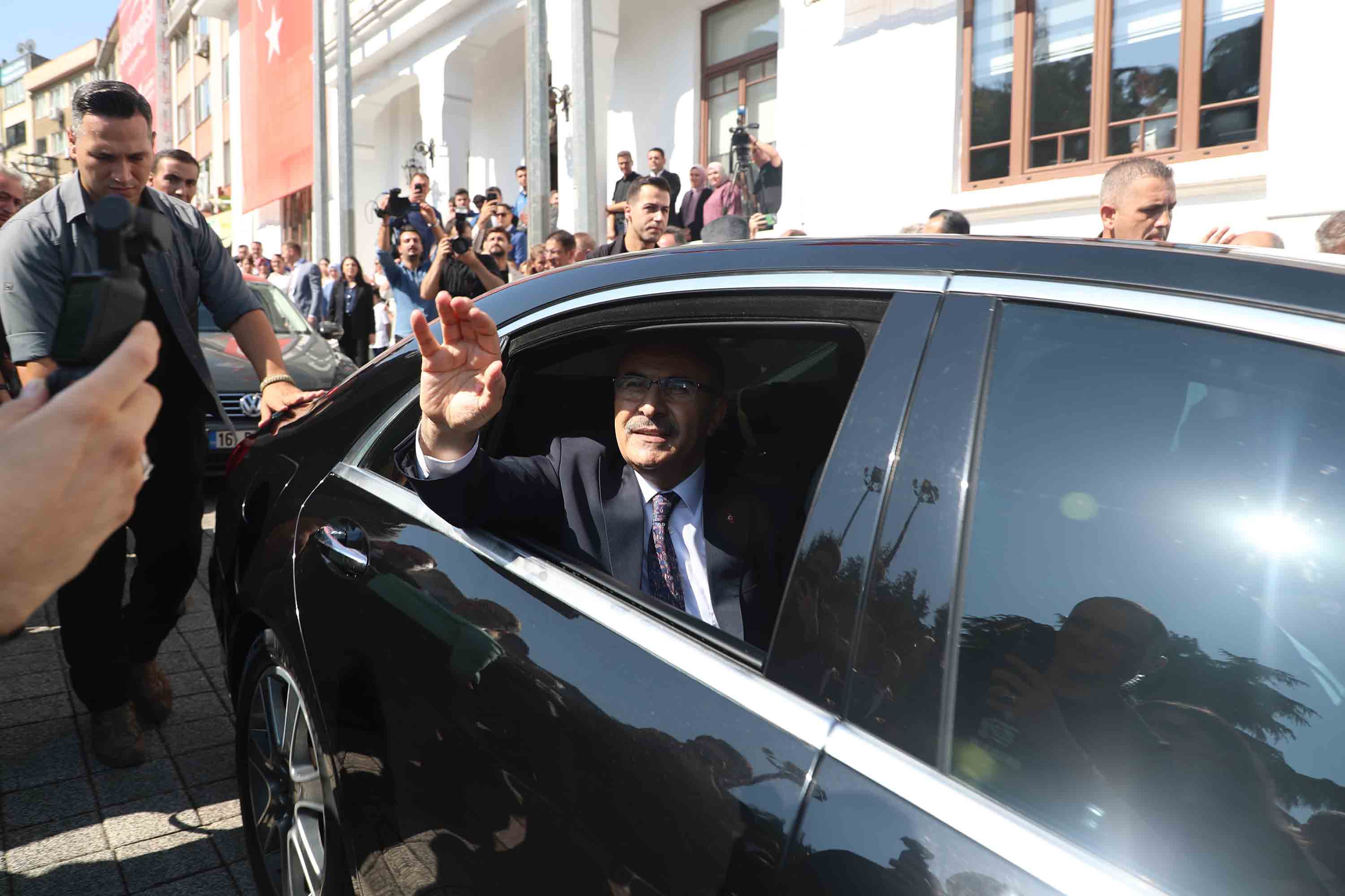 Veda Mesajı: Bursa Valisi Mahmut Demirtaş, Emniyet Genel Müdürlüğü Görevine Atandı