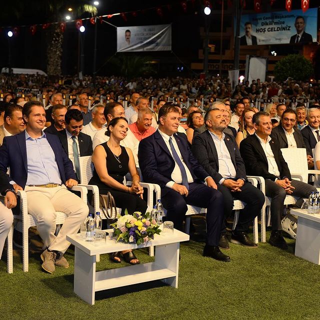 CHP Genel Başkanı Özgür Özel Dikili Kültür, Demokrasi ve Emek Festivali'nde Konuştu