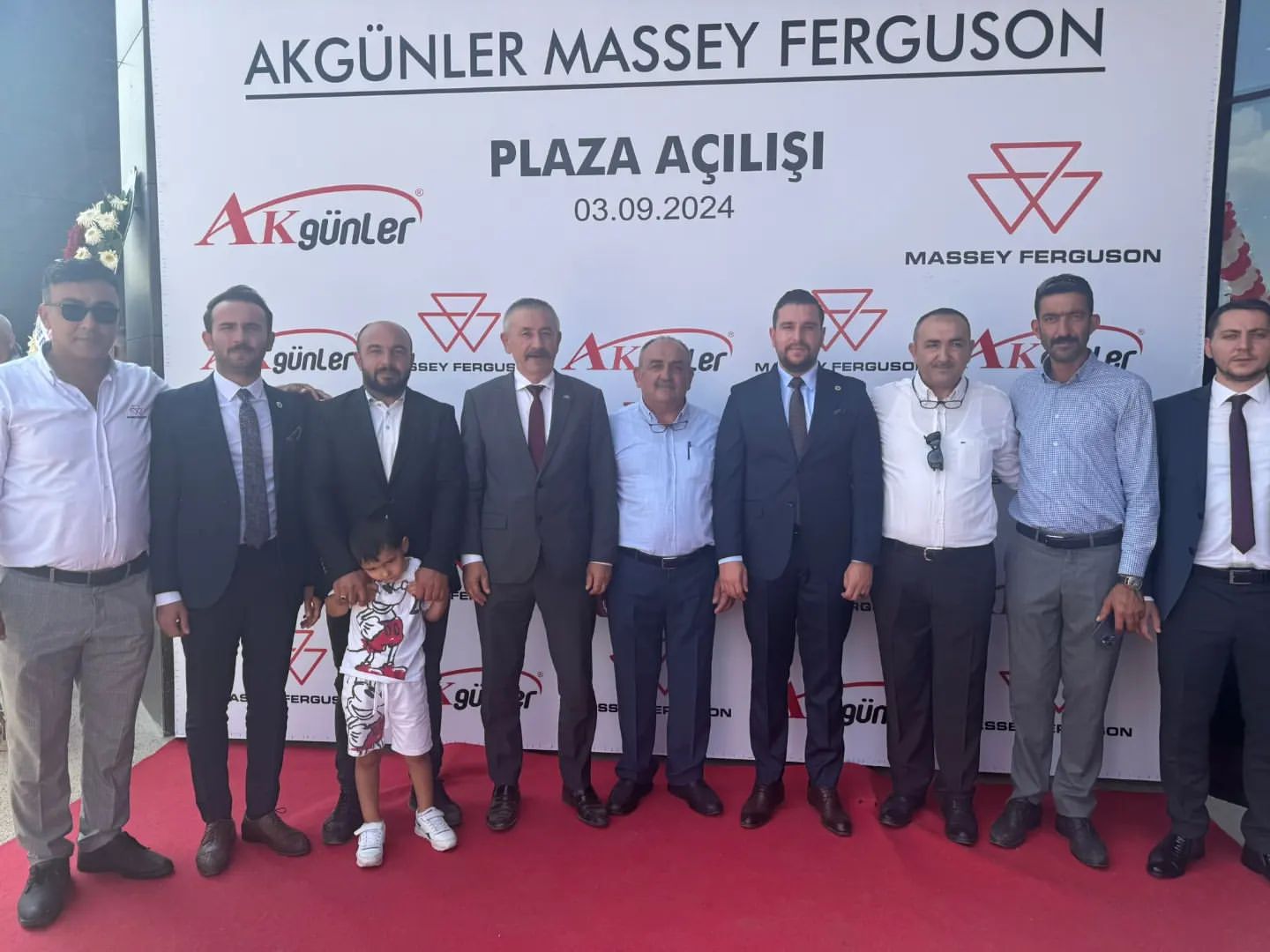 MHP Gölbaşı İlçe Başkanlığı Akgünler Otomotiv'in Yeni Plazasını Açtı