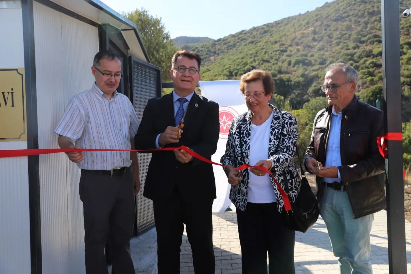 IYTE Aziz Böber Gözlemevi’nde Açılış Gerçekleştirildi