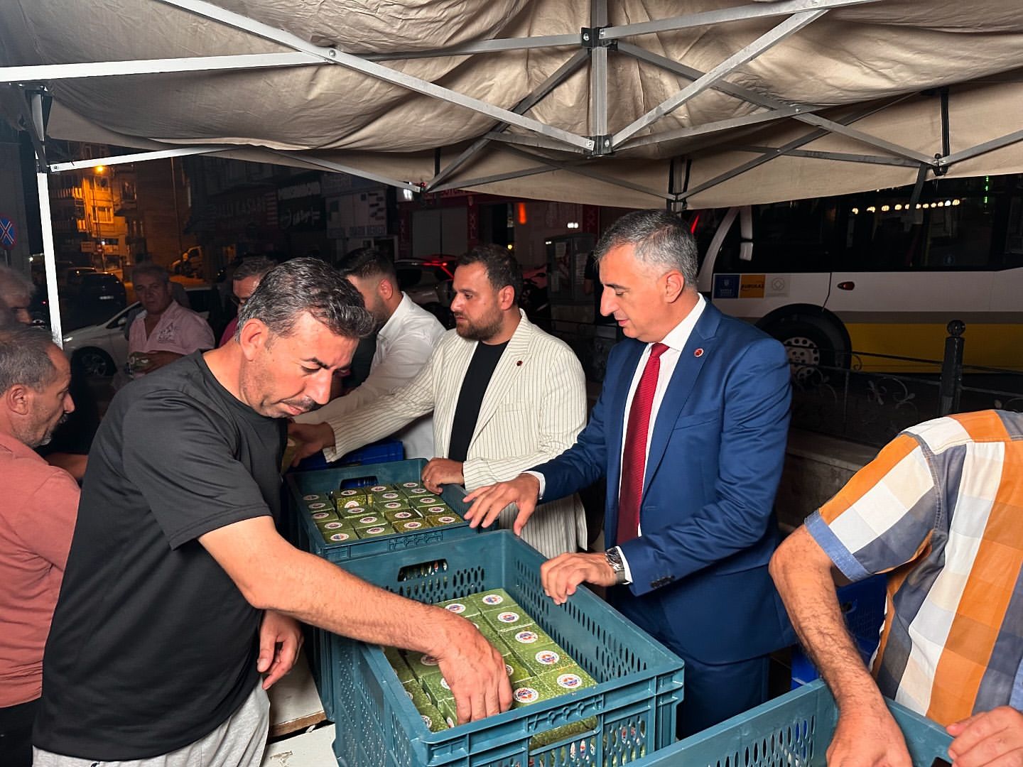 Gemlik Belediyesi, Yerel Meclis Üyeleriyle Kandil Etkinliği Düzenledi