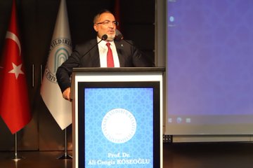 Rektör Prof. Dr. Ali Cengiz Köseoğlu, Yeni Öğrencilerle Buluştu