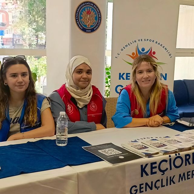 Ankara Üniversitesi Sağlık Bilimleri Fakültesi Gençlere Uyum Programı Düzenledi