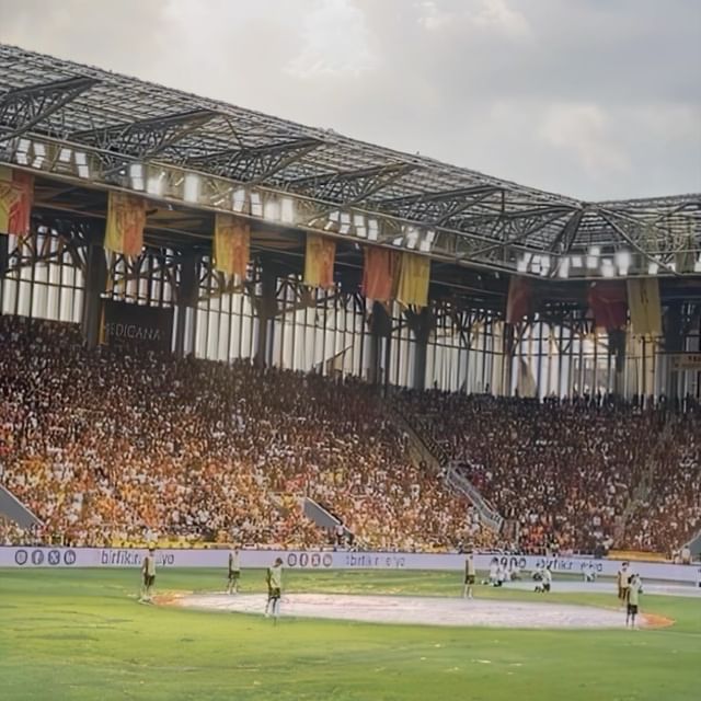 Göztepe Spor Kulübü Taraftarlarıyla Buluşuyor