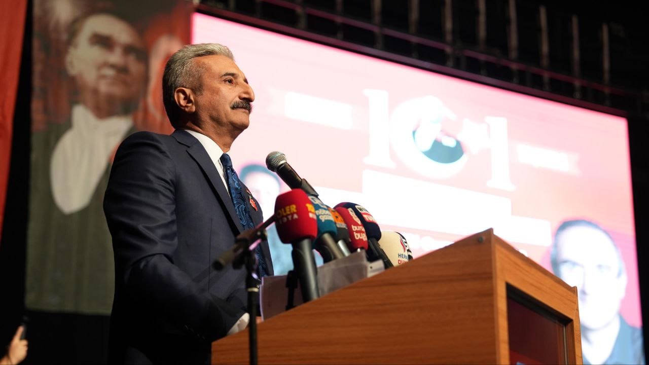 CHP, 101. yılını coşkulu bir programla kutladı