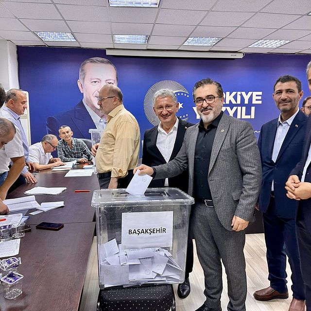 AK Parti Başakşehir'de Delege Seçimi Yapıldı