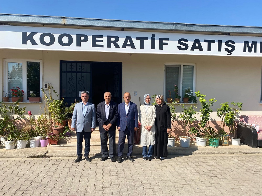 Kaymakamımız Sayın Osman Aslan CANBABA, S.S. Kulaca Köyü Tarımsal Kalkınma Kooperatifine ziyarette bulundu.