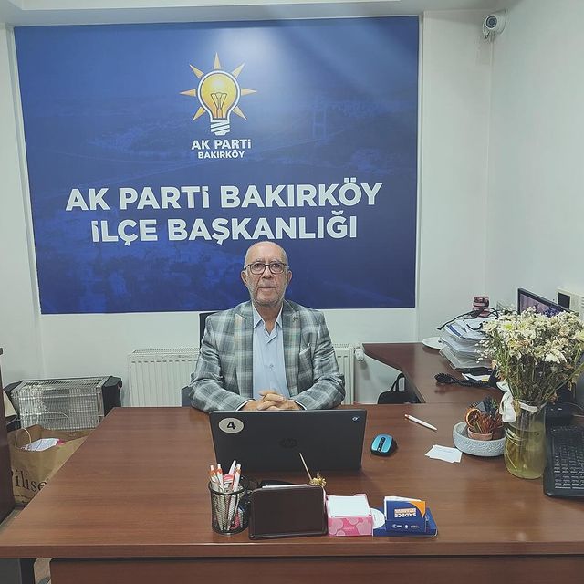 AK Parti Bakırköy İlçe Başkanlığı Nöbeti Murat Özen'e Verildi