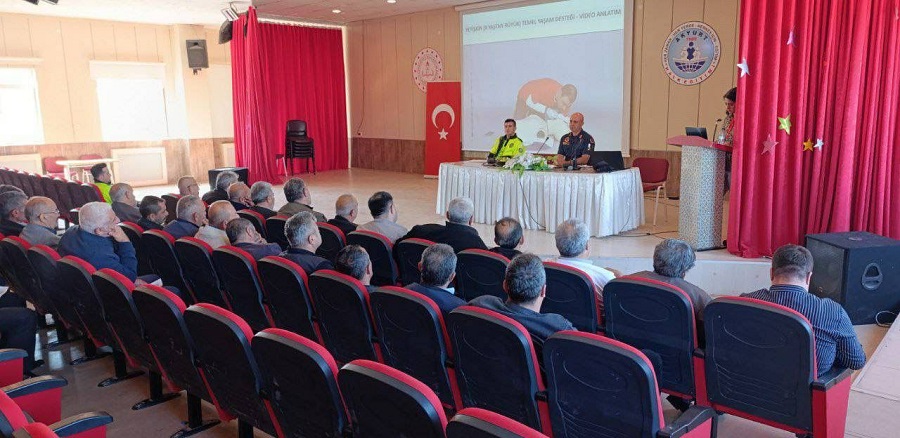 Kaymakamlık tarafından Akyurt İlçe Servis Şoförlerine Eğitim Semineri