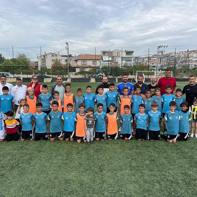 Gemlik Belediyespor Kulübü'nde Genç Futbolcuların Gelişimi