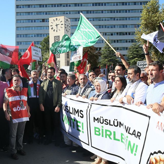 Kurtuluş Parkı'nda Filistin İçin Anlamlı Yürüyüş