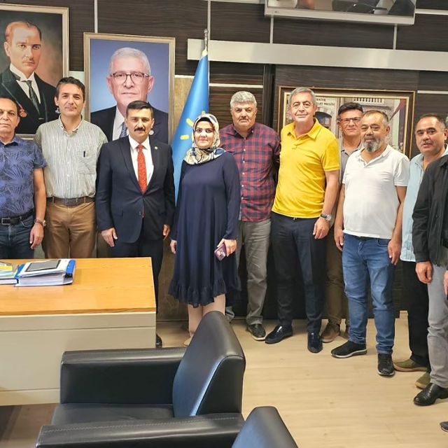 İyi Parti Milletvekili Yüksel Selçuk Türkoğlu, Kayseri İl Başkanlığı'na Ziyaret Gerçekleştirdi