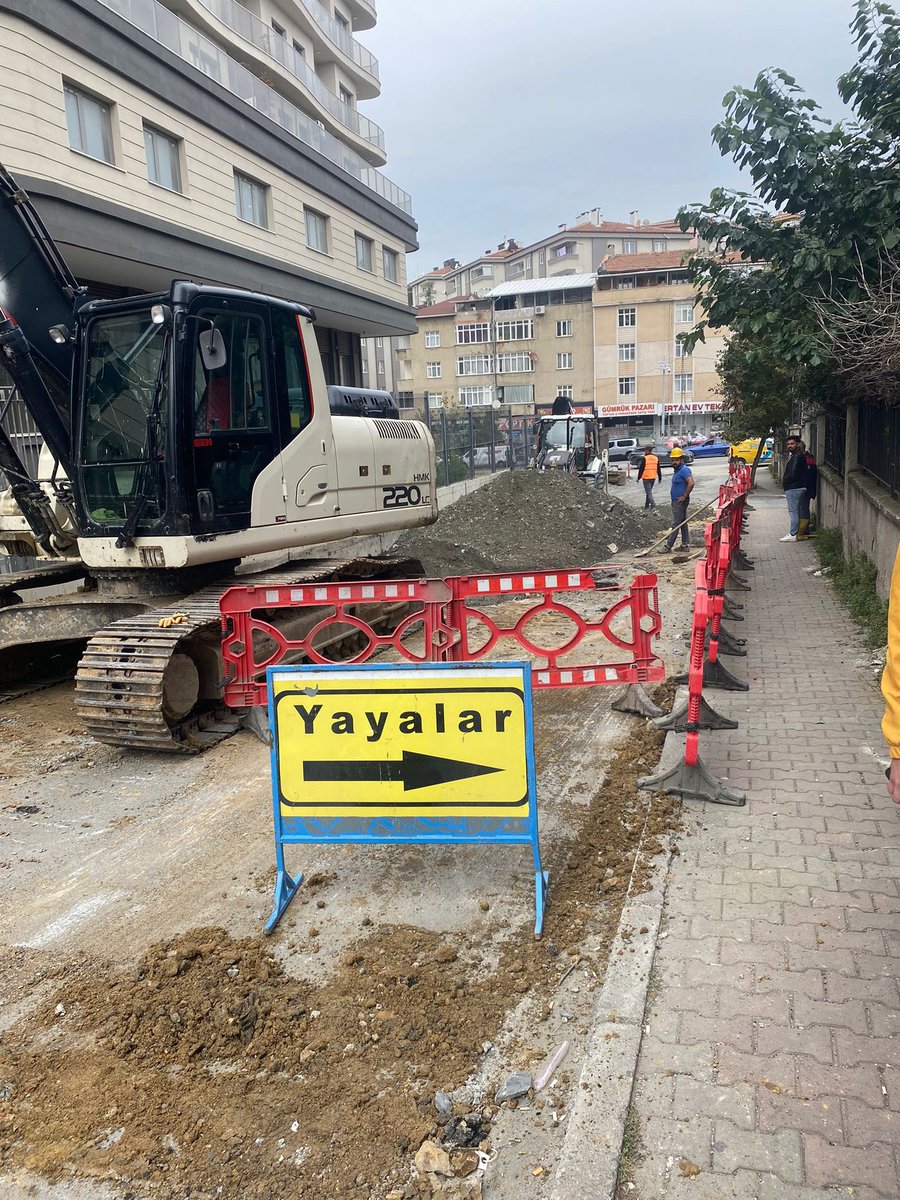 Gaziosmanpaşa'da Su Taşkını Sorunu İçin Altyapı Yenileme Çalışmaları Başladı