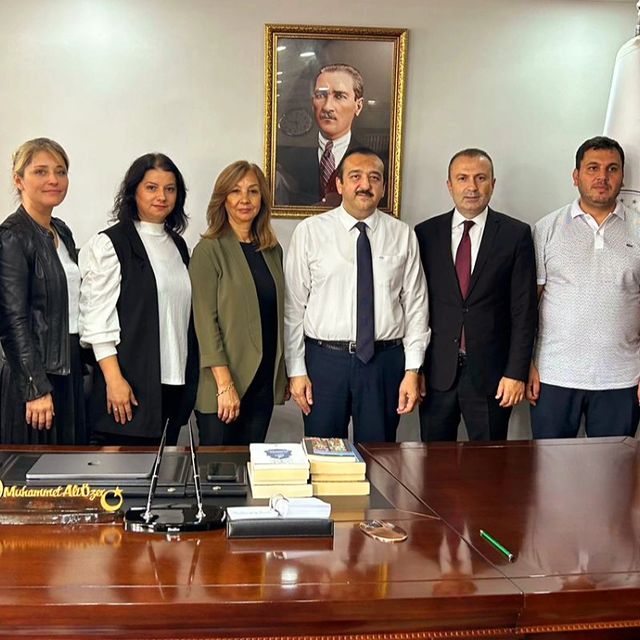 Bakırköy MHP İlçe Başkanı Turgut İnan, Camiler ve Din Görevlileri Haftası'nda Bakırköy İlçe Müftüsü'nü ziyaret etti