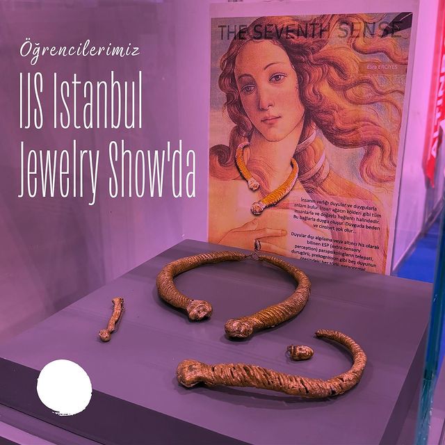 Altınbaş Üniversitesi öğrencileri IJS İstanbul Jewelry Show'da tasarımlarını sergiledi