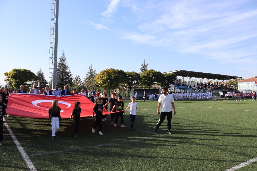 Amatör Spor Haftasında Kaymakam ile Sporcular Bir Araya Geldi