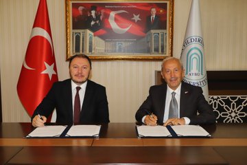 Ankara Yıldırım Beyazıt Üniversitesi ve Türk Kızılayı arasında iş birliği protokolü imzalandı