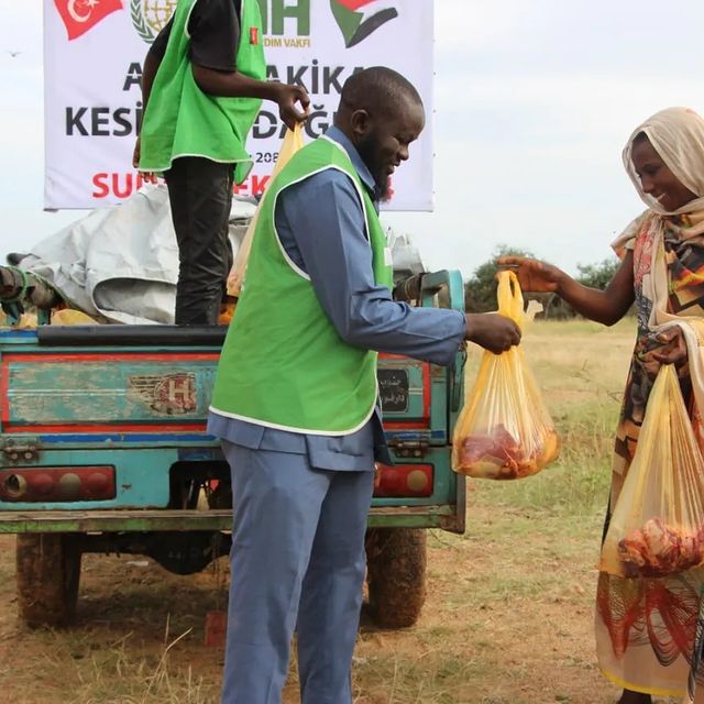 Sudan'da İç Göçün En Fazla Yaşandığı Bölgeye Yardım Eli