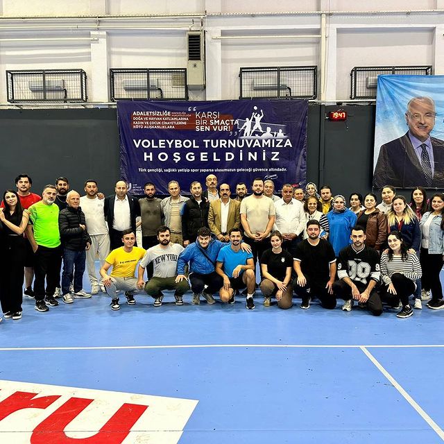 CHP Gençlik Kolları, Adaletsizliğe ve Haksızlığa Karşı Voleybol Turnuvası Düzenledi