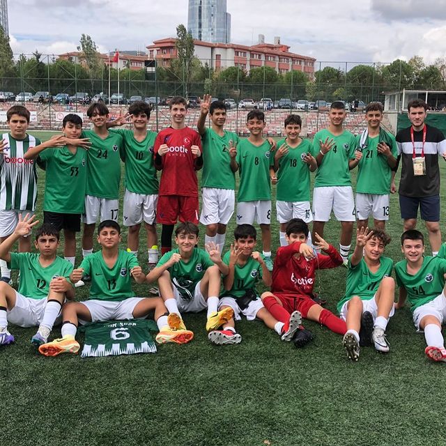 Adalar Spor Kulübü U14 Takımı Erenköy Acarspor'u Yendi