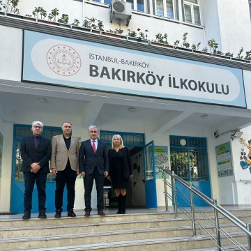 Bakırköy İlçe Millî Eğitim Müdürü, Bakırköy İlkokulu'nu Ziyaret Etti