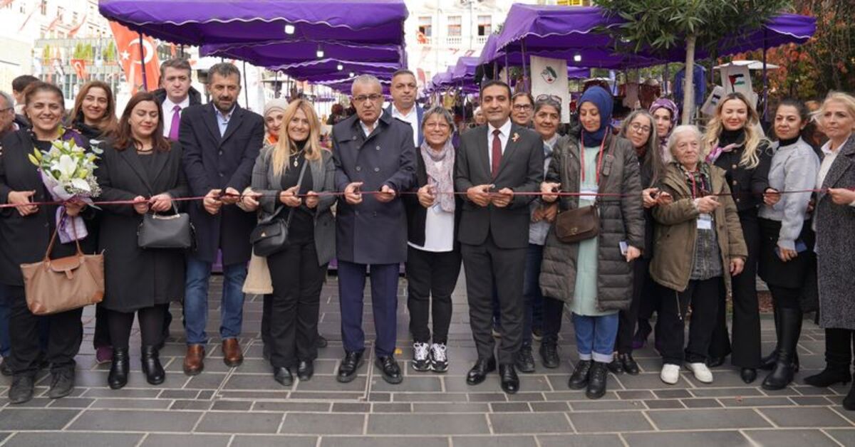 Beyoğlu'nda Kadın El Emeği Pazarı Açıldı