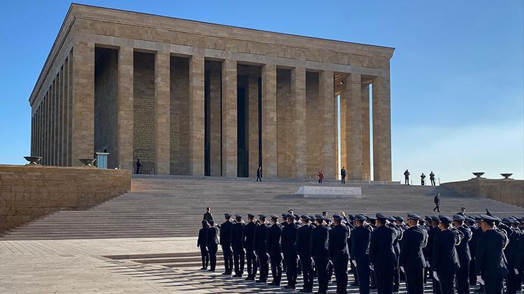 Anıtkabir'de Anlamlı Anma: Emniyet Teşkilatı Ata'nın Huzurunda