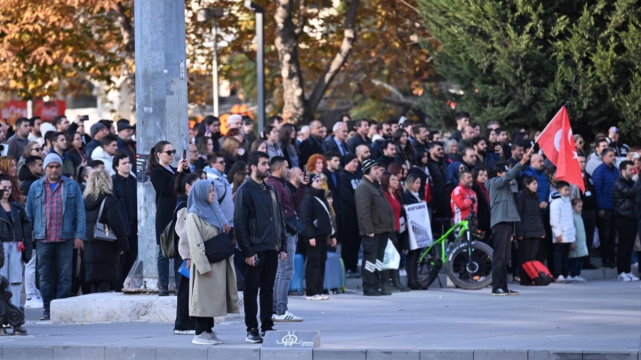 Türkiye Cumhuriyetinin Kurucusu Atatürk’ü Saygıyla Anıyoruz