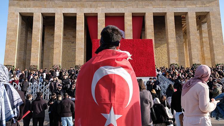 Anıtkabir'de 10 Kasım Anma Törenine Yoğun İlgi