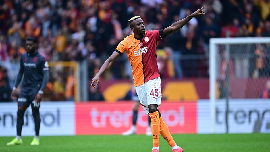 Osimhen'in Galatasaray Zaferi Sonrası Atatürk Anması Dikkat Çekti