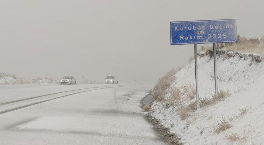 Yurt Genelinde Erken Kar Yağışı: Vatandaşlar Şaşkın