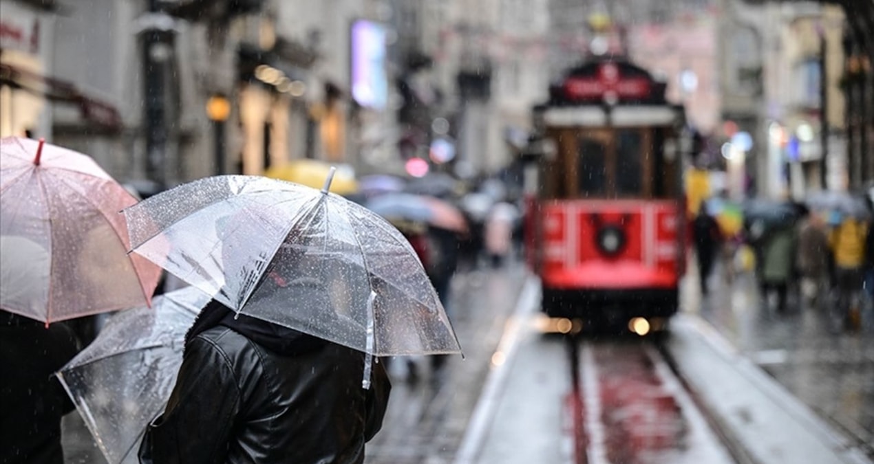 Yurt Genelinde Parçalı Bulutlu Hava ve Yer Yer Sağanak Yağış Uyarısı