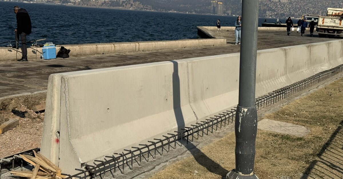 İzmir Kordon'a Beton Duvar Tartışması