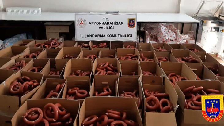 Afyonkarahisar'da Bozulmuş Sucuk Operasyonu: 1089 Kilo Yakalandı