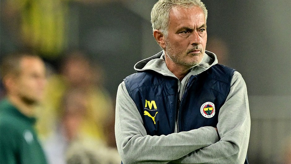 Roma, Mourinho'yu Yeniden Gündemine Alabilir