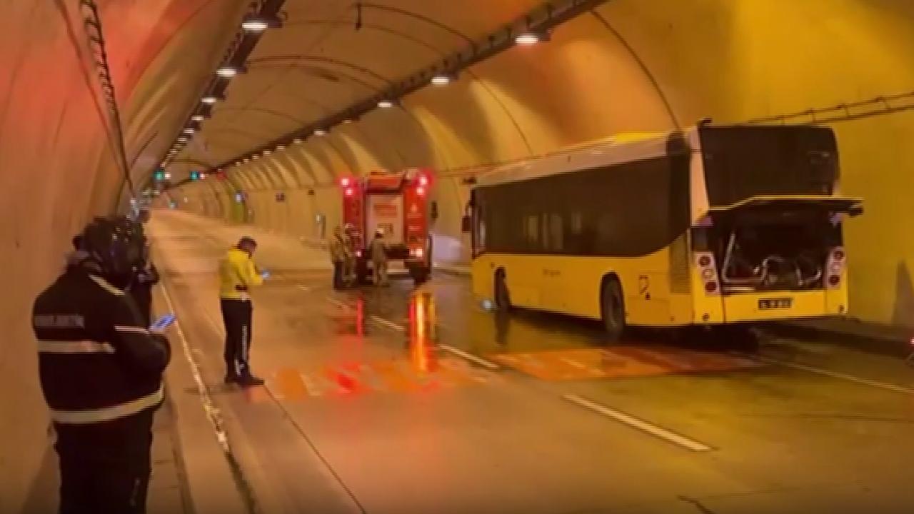 İstanbul'da İETT Otobüsünde Yangın: Dolmabahçe Tüneli Trafiğe Kapandı