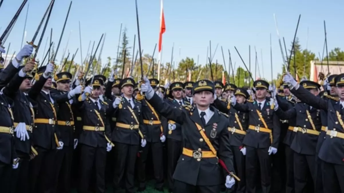 Teğmenlerin Kılıçlı Yemini Soruşturmasında Karar Günü Belirlendi