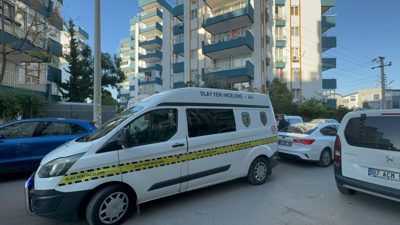 Antalya'da Üç Kardeşin Şüpheli Ölümü