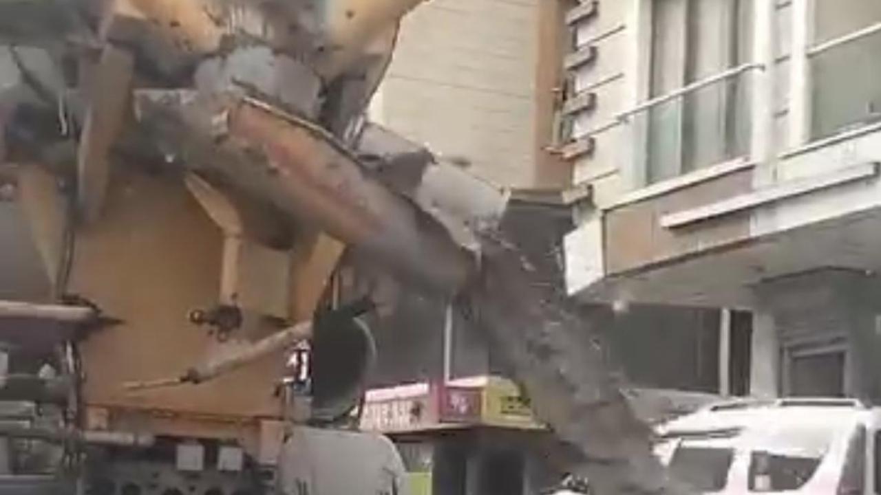 İstanbul'da Beton Mikserinin Döküntüsü Ceza Getirdi