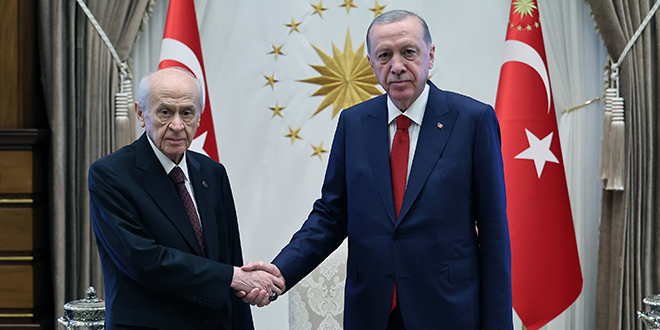 Erdoğan ve Bahçeli Beştepe'de Bir Araya Geliyor