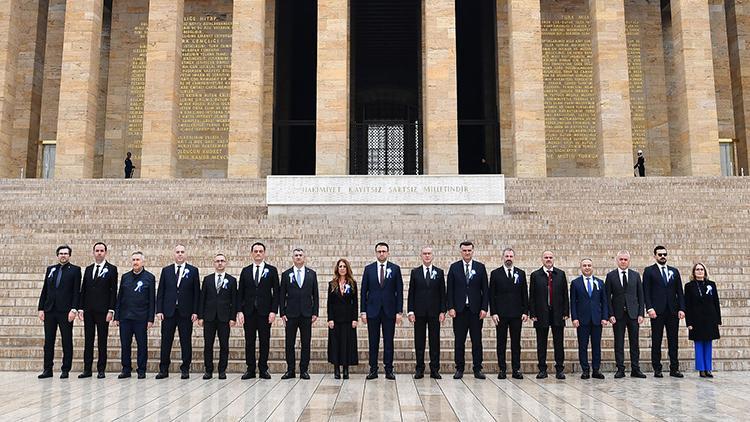 ASELSAN'ın 49. Kuruluş Yıl Dönümünde Anıtkabir Ziyareti