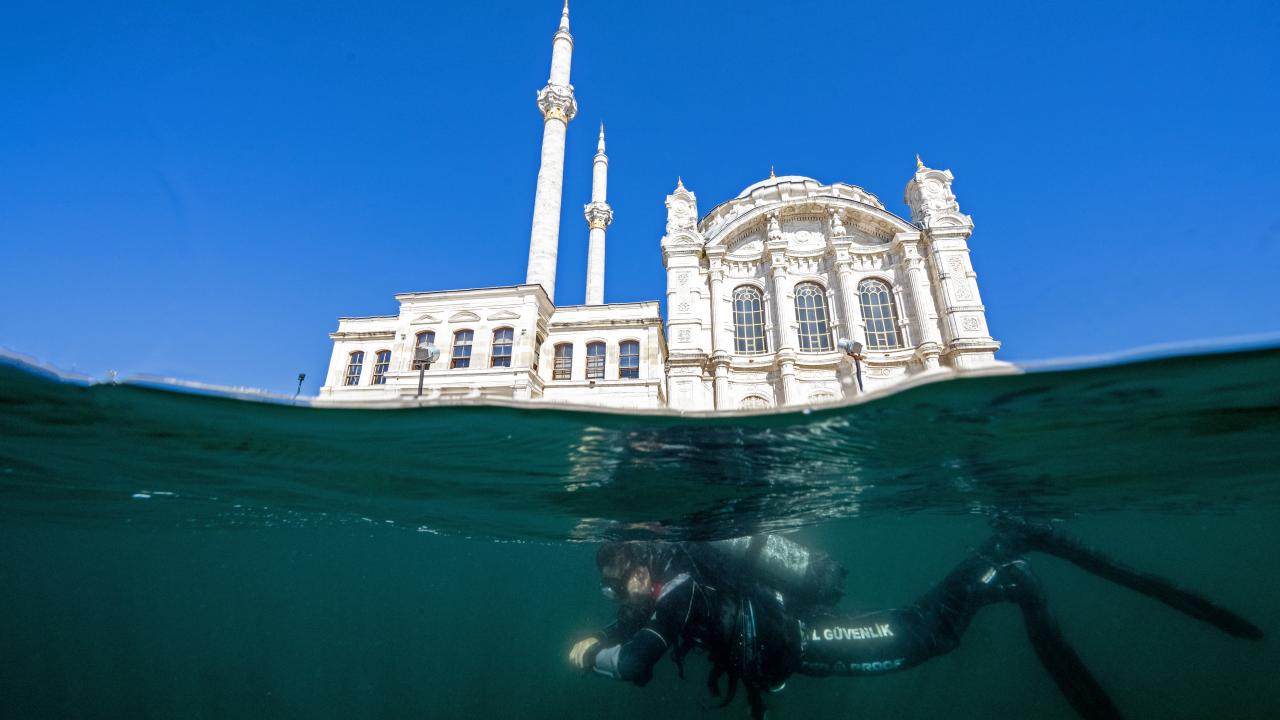 İstanbul Boğazı'nın Gizemli Su Altı Dünyası Görüntülendi