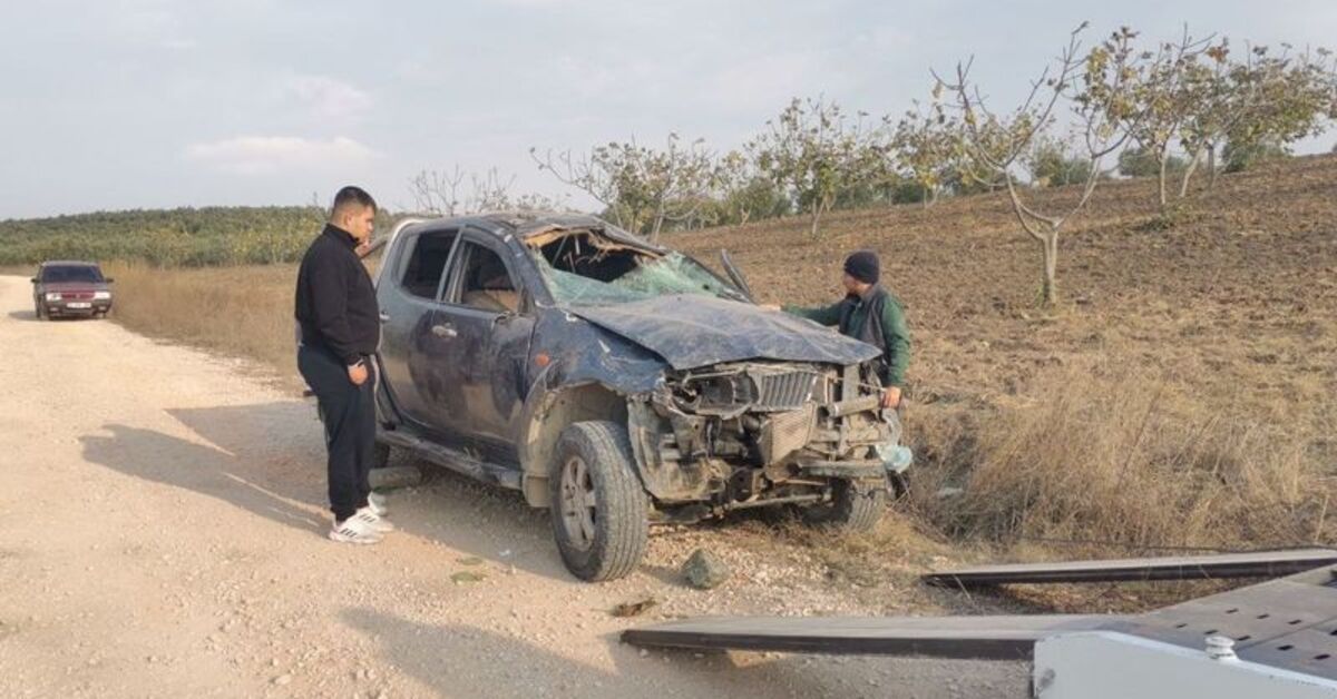 Feci Kaza: Zeytin İşçilerini Taşıyan Kamyonet Takla Attı